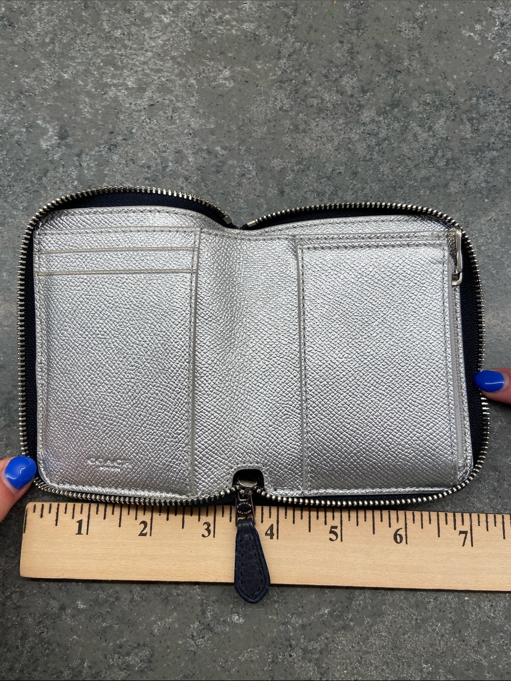 Coach NASA Logo Zip Wallet F30937 - Picture 4 of 5